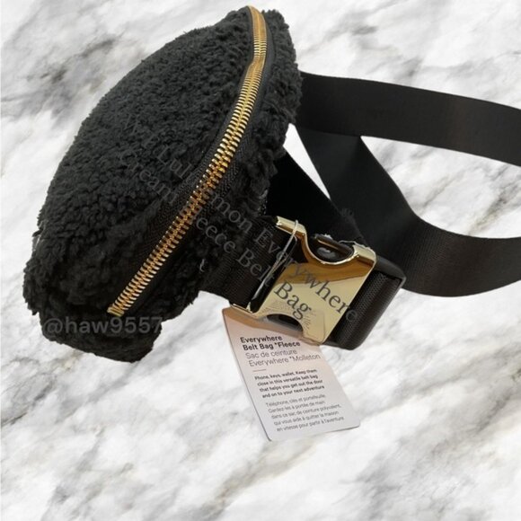 NWT Lululemon GOLD Hardware Everywhere Black FLEECE Belt Bag Fanny Pack … - Picture 2 of 15